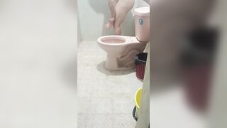 college friend sends me video while taking a bath pt 1 - 11 image