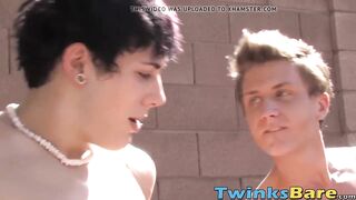 Twinks outdoor bareback drilling ends in cum feeding - 6 image