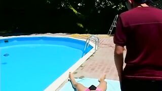 Good looking young homo fucks a young pool cleaning guy - 4 image