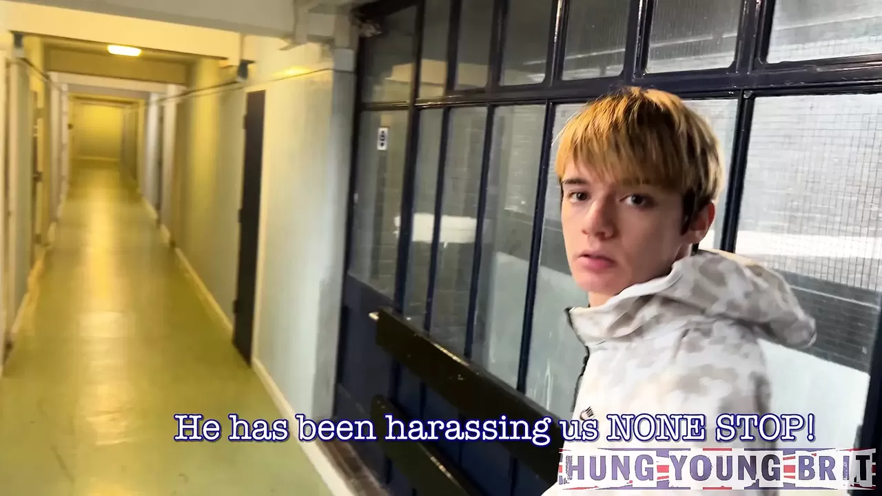 Cute teen takes 12 LOADS by 10x HUNG Authentic Scallys condomless watch  online