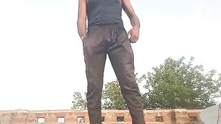 Desi Village Young Boy Sexy Handjob Video - 2 image