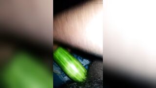 Cucumber has been put in the ass after seeing the sister-in-law - 7 image