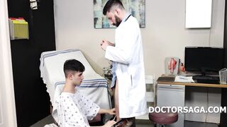 Teen Twink Gets His Reflexes Fixed By Gay Doctor - Scott Demarco, Rob Quin - 4 image
