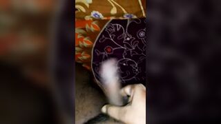 Deshi Model Israt Jahan Nomita lickage her sex video clips with her rich business man boyfriend - 14 image