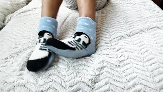 Penguin stockings fetish - 3 image