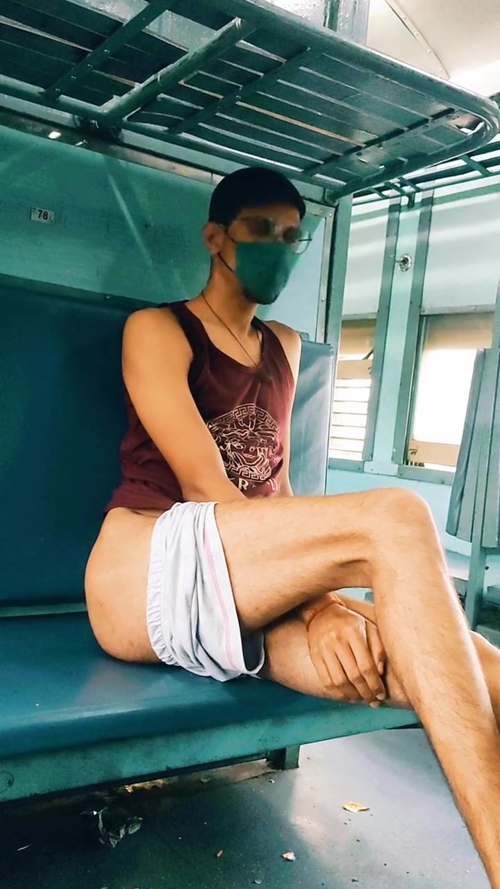 Indian Muslim gay boy in public sex watch online