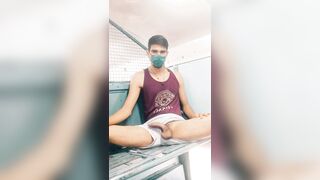 Outdoor cumshot Indian daddy in train - 13 image