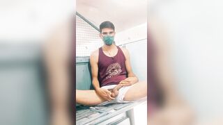 Outdoor cumshot Indian daddy in train - 5 image