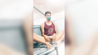 Outdoor cumshot Indian daddy in train - 7 image