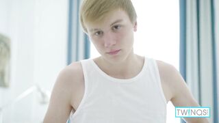 Adorable Liam Couldn't Have Fucked Himself Deeper & Harder! - 2 image