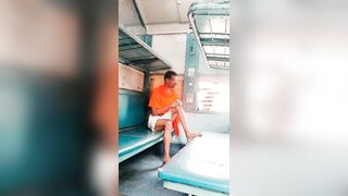 Sexy gay in train nude masterbate cumshot