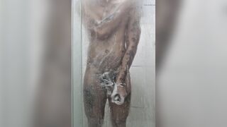 Jerking off to the shower - 7 image