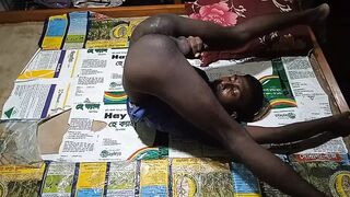 Desi Indian bhabhi sex video - 1 image