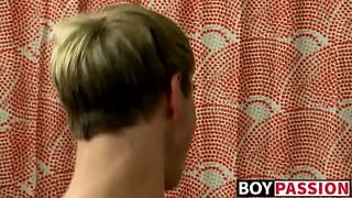 Cute new man stretches his own ass and jerks off nicely - 1 image