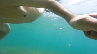 How I scream! Cumming with my selfie stick while snorkeling made me moan screaming like never before - 6 image