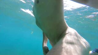 How I scream! Cumming with my selfie stick while snorkeling made me moan screaming like never before - 7 image