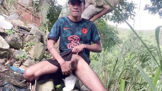 mesture in the bathroom in secret of my family - 3 image