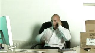 Vin Costes, solo masturbation in the office, to relax after - 2 image