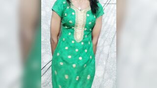 Big booty showing desi vedika - 4 image