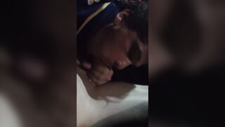 Pendejo argentino chupando pijas - 7 image