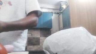 Room Ki Me Bhabhi Hai Jawan