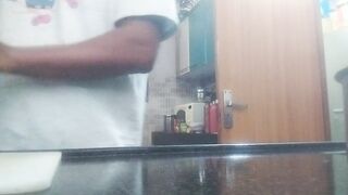 Room Ki Me Bhabhi Hai Jawan