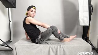 Gypsy Twink Boy Javi Xisco jerks off his big cock - 5 image