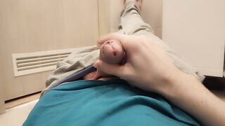 At night, the guy decided to jerk off his dick in the bathroom and cum with sweet cum - 3 image