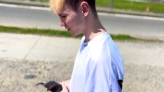 Persuaded a passer-by to give a for money on the beach - 3 image