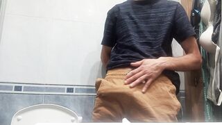 Tremendous jerk off by a skinny young boy! - 2 image