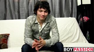 Twink Josh Bensan interviewed then wanked his dick - 9 image