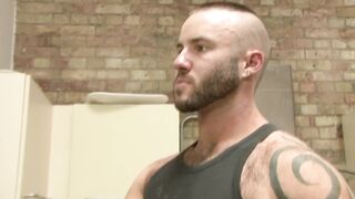 Restless employee gets a hot fuck and a snooze