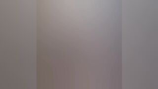 A guy's massive cock plows a young babe without protection in a filthy abandoned room - 6 image