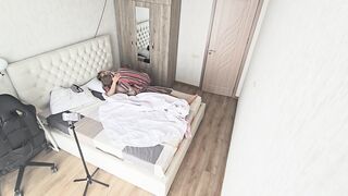 No32 part 1 twink woke up friend with big dick blowjob - 6 image