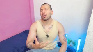 Married bricklayer pounds young twink's tight ass in internet cafe with his massive meat stick - 3 image