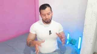 Mexican stud with a well-endowed body penetrates inexperienced Nicaraguan boy in steamy anal sex - 13 image