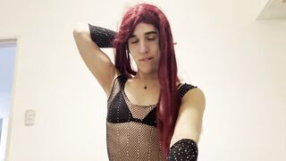 Watch this Argentinian hottie suck and swallow like a pro in this hot homemade video - 10 image