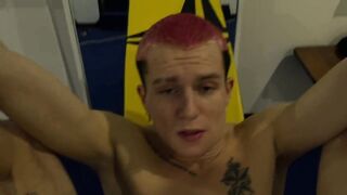 The coach fucked the student in the gym and finished him all over his throat and face - 12 image