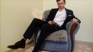 After working in the office, the guy jerks off his cock and ends up in an office suit - 9 image