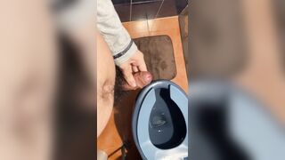 20 year old student masturbating with cumshot at the end - 12 image