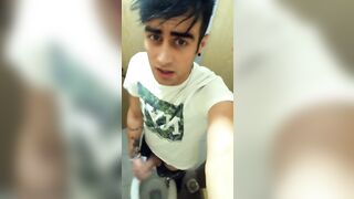 College toilet jerking is like EDGING cause someone could caught me - 5 image