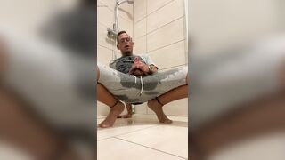Pee and play German Twink jerking off and peeing - 10 image