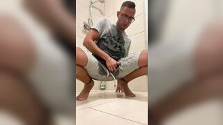 Pee and play German Twink jerking off and peeing - 8 image
