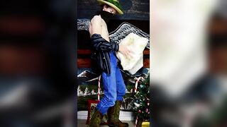 Redneck Christmas Cowboy Humping a Pillow, then Squirts a Huge Load All Over His Stomach - 5 image